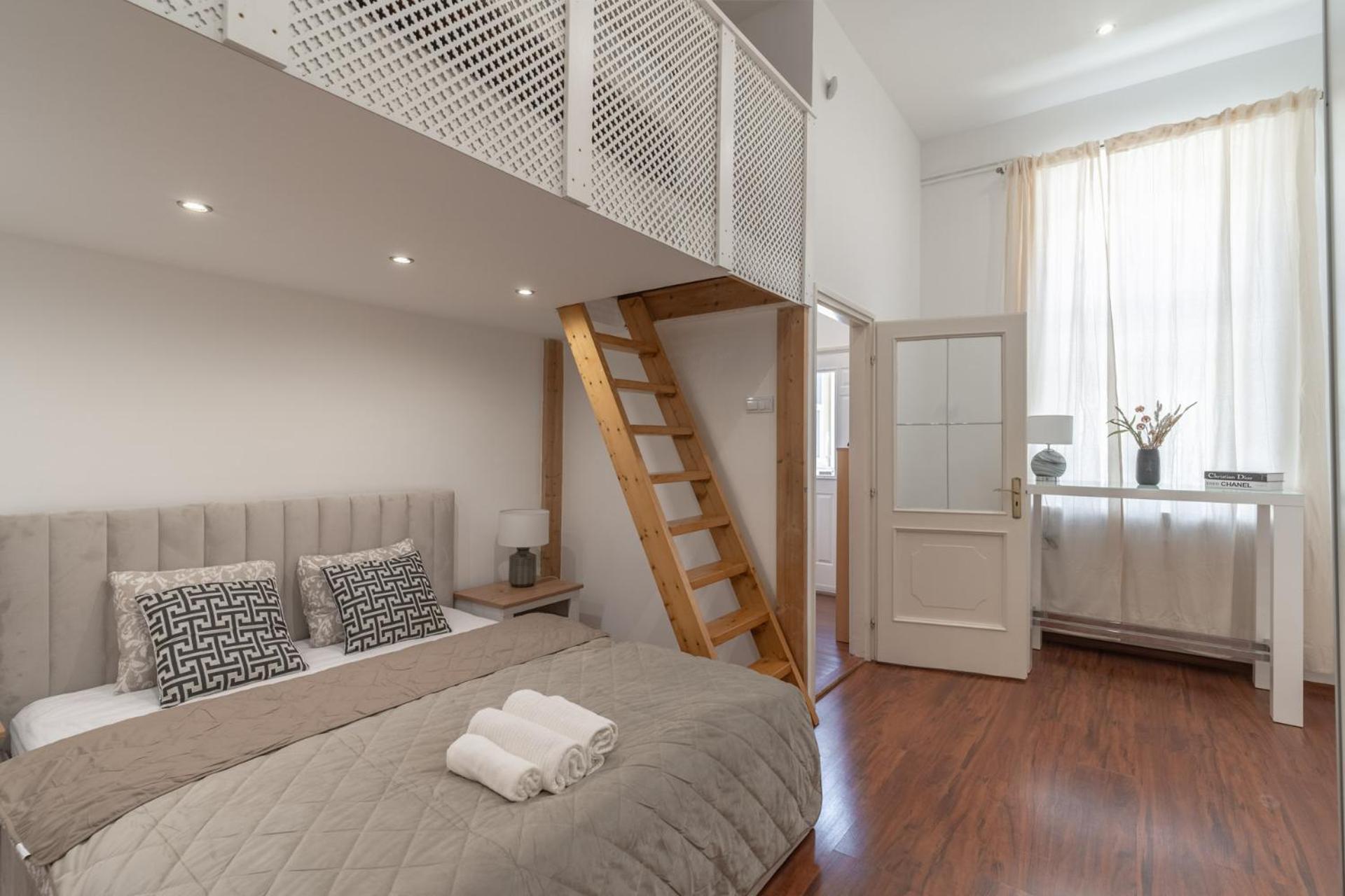Deluxe And Cozy City Center Suite For 8Ppl Budapest Esterno foto