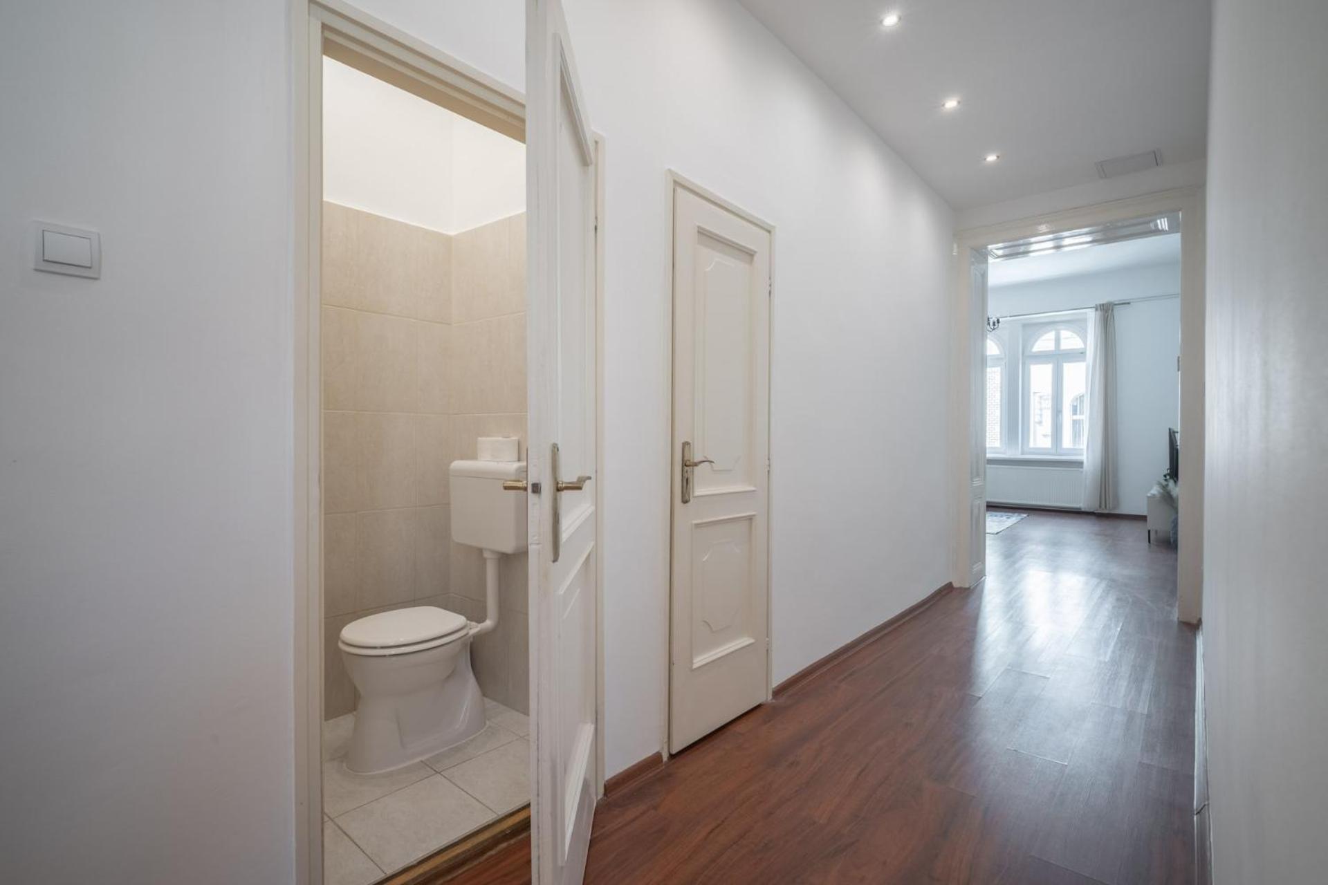 Deluxe And Cozy City Center Suite For 8Ppl Budapest Esterno foto